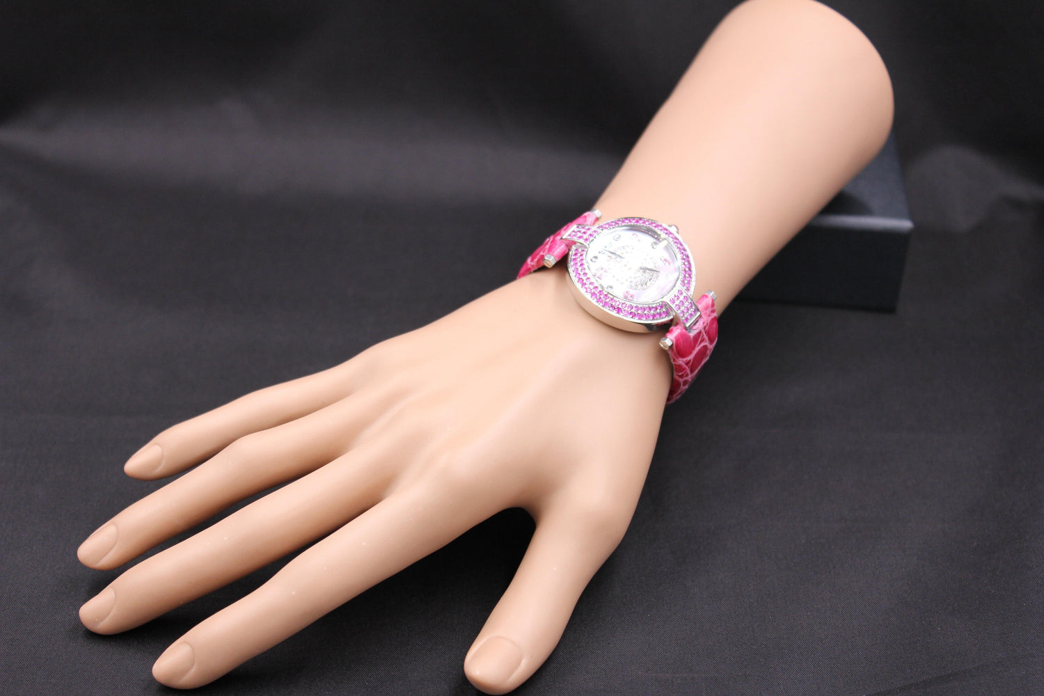 Pink Sapphires &amp; Diamond Pave Dial Luxury Swiss Quartz Exotic Watch 3.28 Tcw