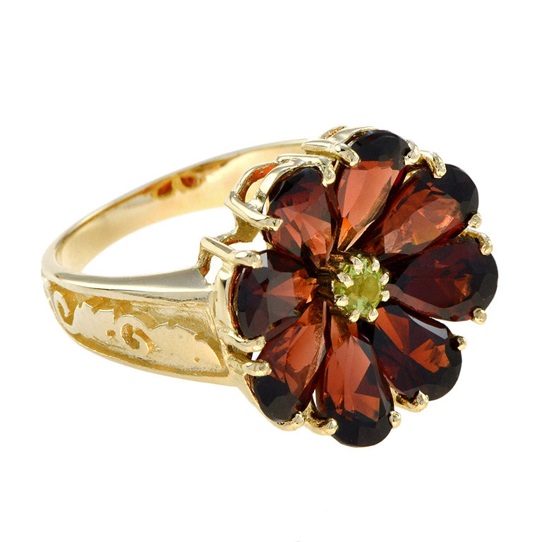 Vintage Style Peridot & Red Garnet Cocktail Floral 14K Yellow Gold Ring