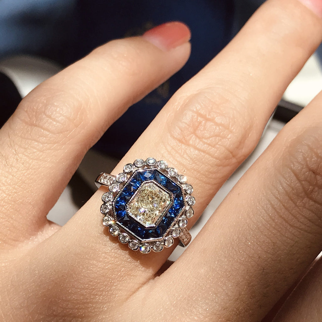 GIA Art Deco стиліндегі сәулелі пішінді гауһар көк сапфир Halo 18K ақ алтын сақина