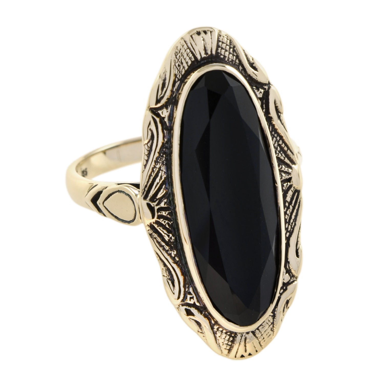 Oval Black Onyx Vintage Style Cocktail 9K Yellow Gold Ring