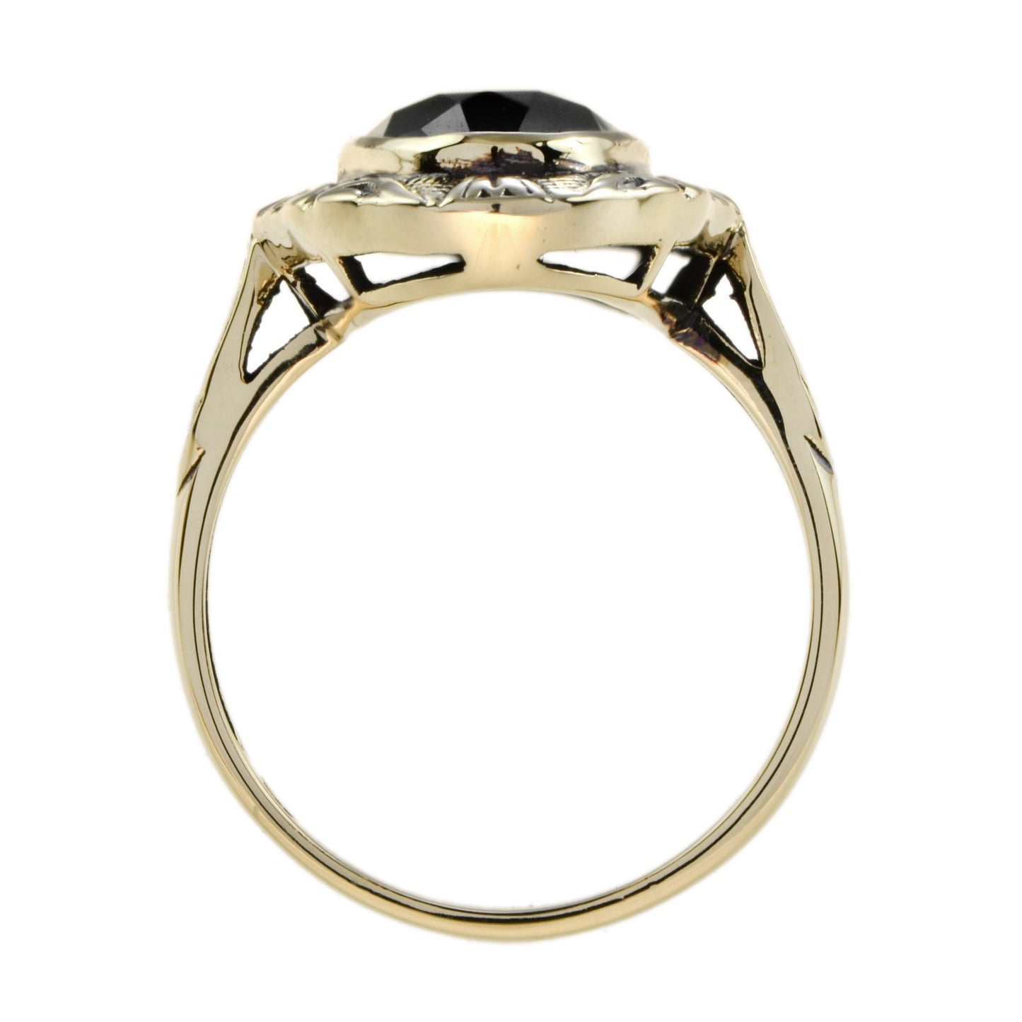 oval black onyx vintage style cocktail 9k yellow gold ring