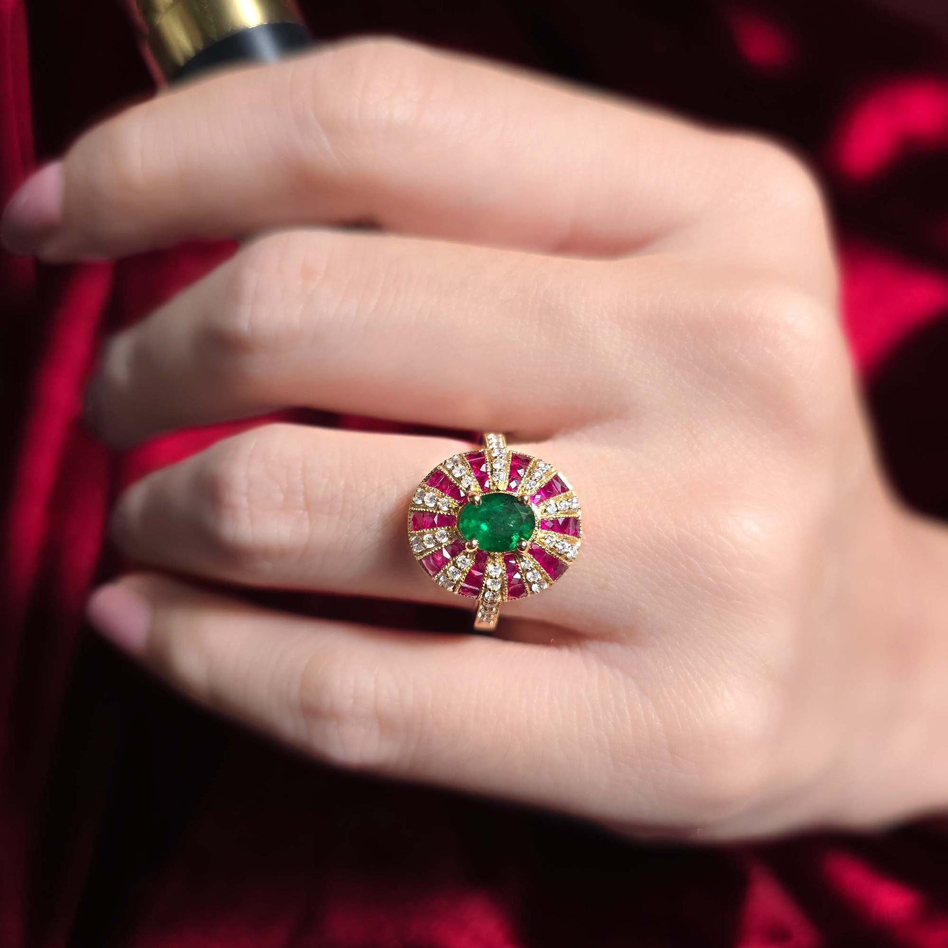 Green Emerald & Red Ruby Diamond Art Deco Style 18 Yellow Gold Ring