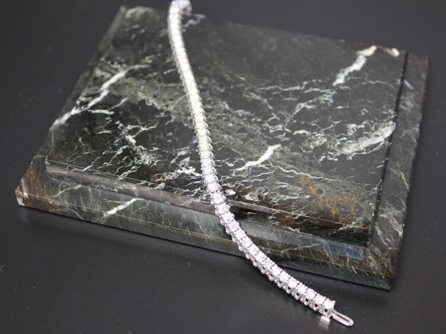 Round Diamond 6 Carat Tennis Line Classic Fashion 14 Karat White Gold Bracelet