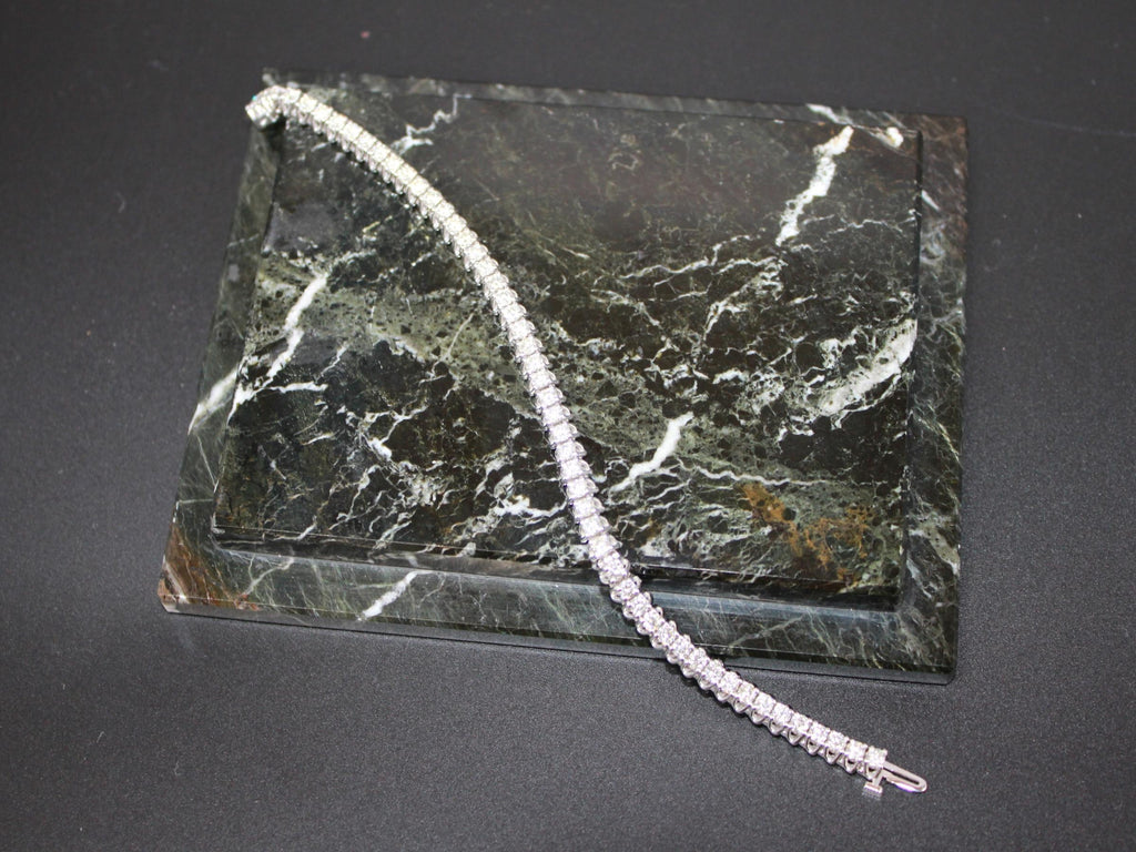 Round Diamond 6 Carat Tennis Line Classic Fashion 14 Karat White Gold Bracelet