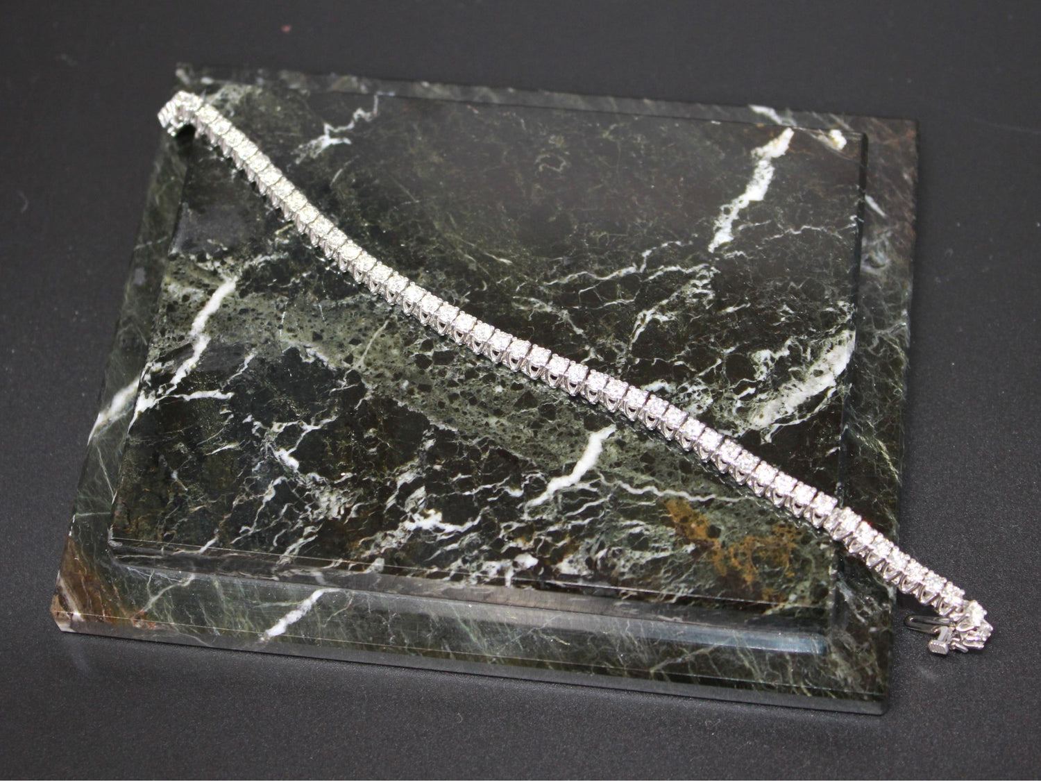 Round Diamond 6 Carat Tennis Line Classic Fashion 14 Karat White Gold Bracelet