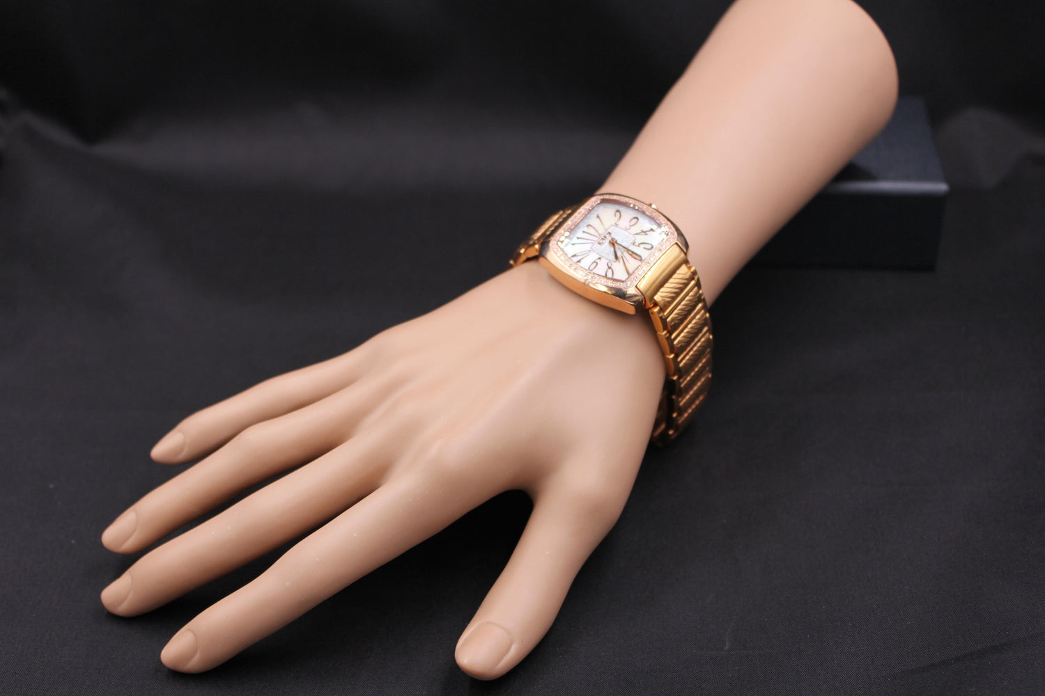Sapphires &amp; Diamonds Pave Dial Luxury Swiss Quartz Exotic Watch