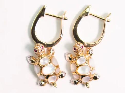 turtles fancy diamond & red ruby & white pearl 18k yellow gold animal earrings