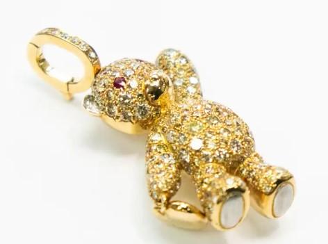 fancy diamond & ruby 18k yellow gold teddy bear pendant necklace