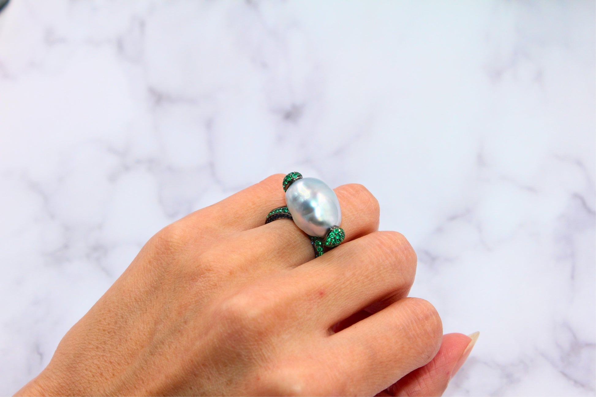 Silvery White Iridescent South Sea Pearl Emerald Diamond Sapphire 18k Gold Ring