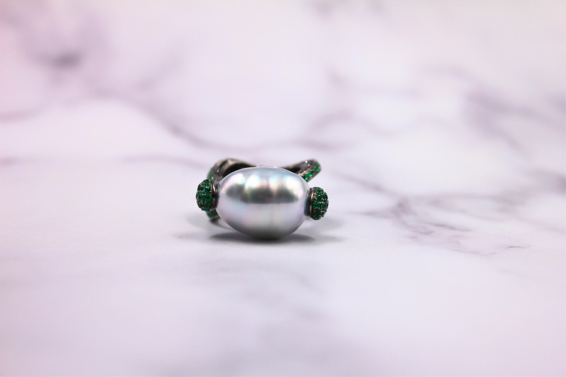Silvery White Iridescent South Sea Pearl Emerald Diamond Sapphire 18k Gold Ring
