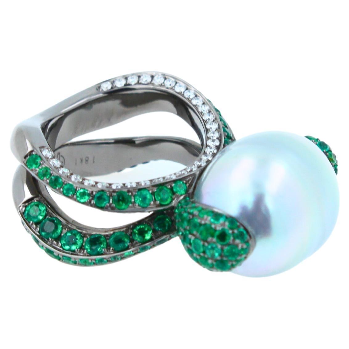 Silvery White Iridescent South Sea Pearl Emerald Diamond Sapphire 18k Gold Ring
