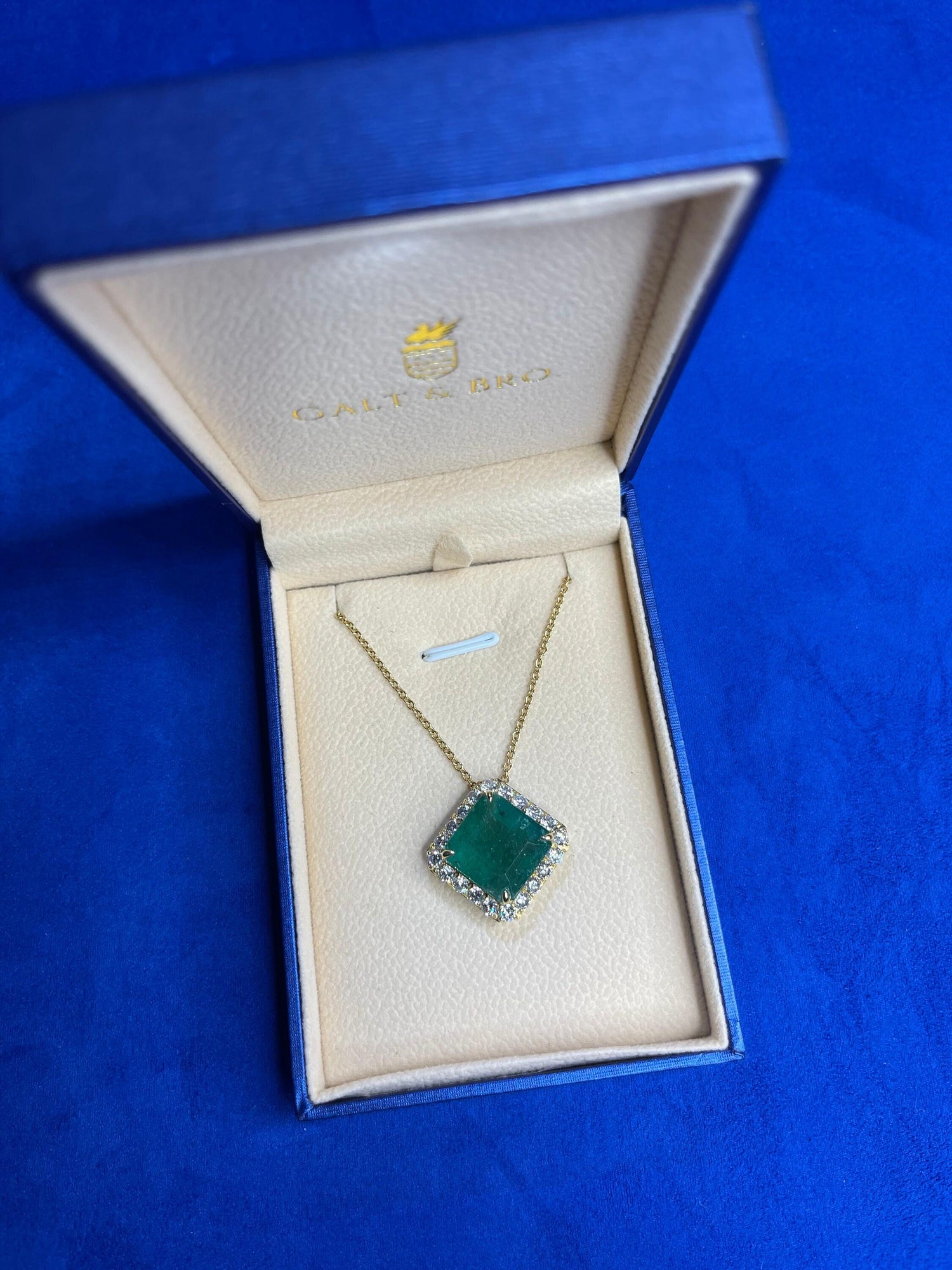 Square Emerald Cut Fancy Vivid Green Emerald Diamond Halo 18 Karat Yellow Gold A