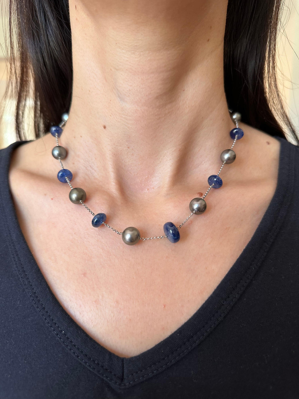Tahitian Silver Grey Black Pearl Blue Sapphire Bead White Gold Chain Necklace