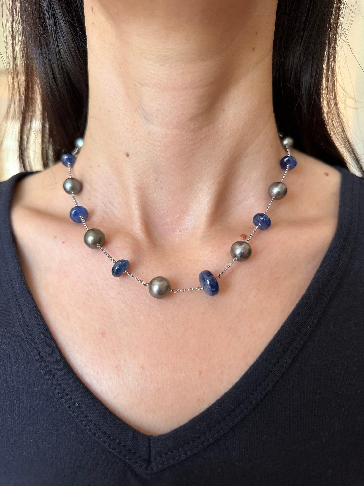Tahitian Silver Grey Black Pearl Blue Sapphire Bead White Gold Chain Necklace