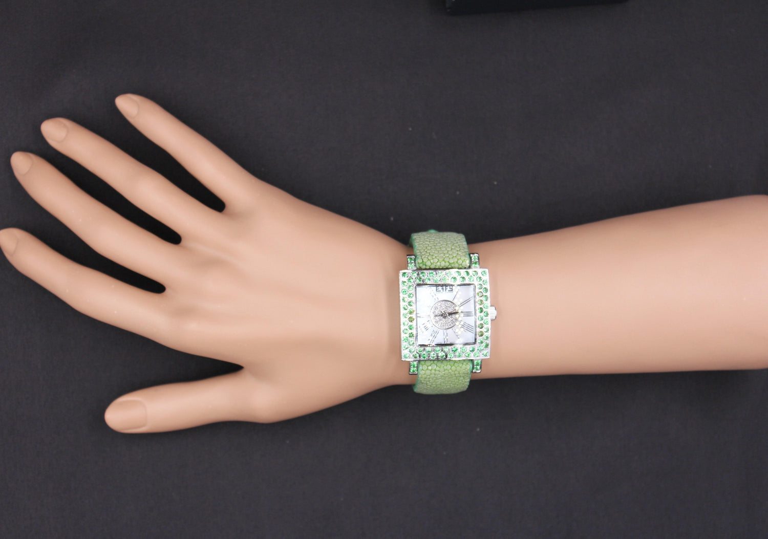 Tsavorites &amp; Diamonds Pave Dial Luxury Swiss Quartz Exotic Leather Band Watch