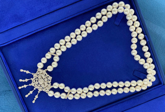 White Japanese Akoya Pearl Diamond 18 Karat White Gold Necklace Brooch Pin Combo