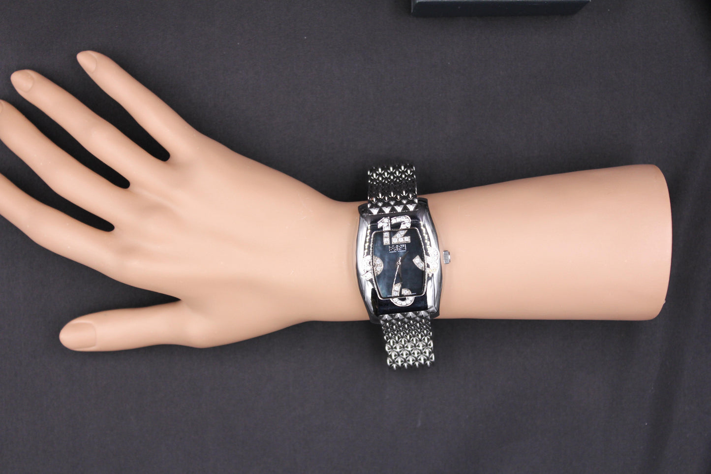 white sapphires pave dial luxury swiss quartz exotic watch
