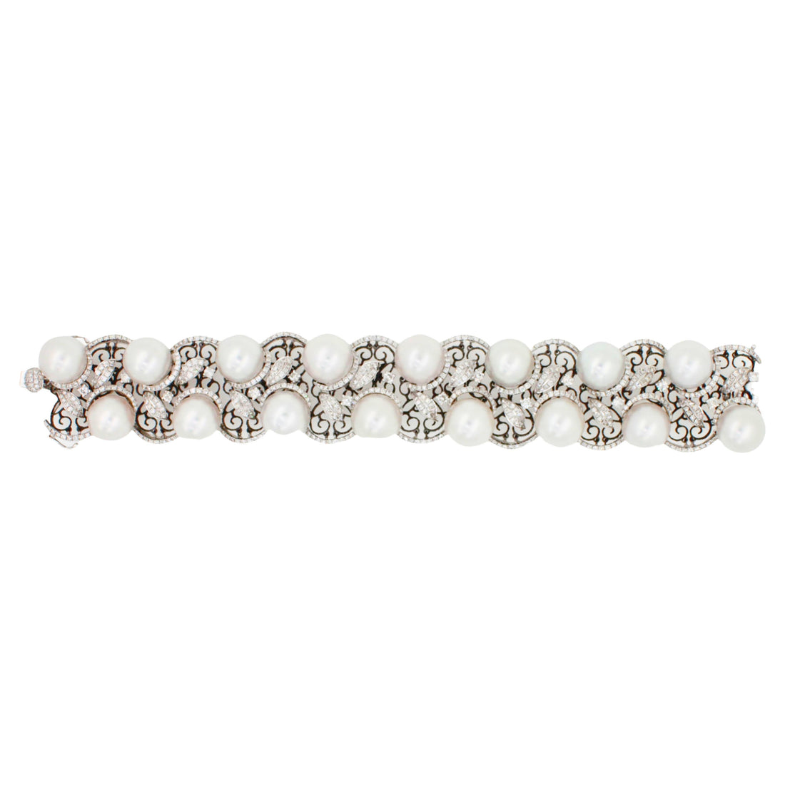 White South Sea Pearl Diamond 18 Karat White Gold Statement Chunky Bracelet