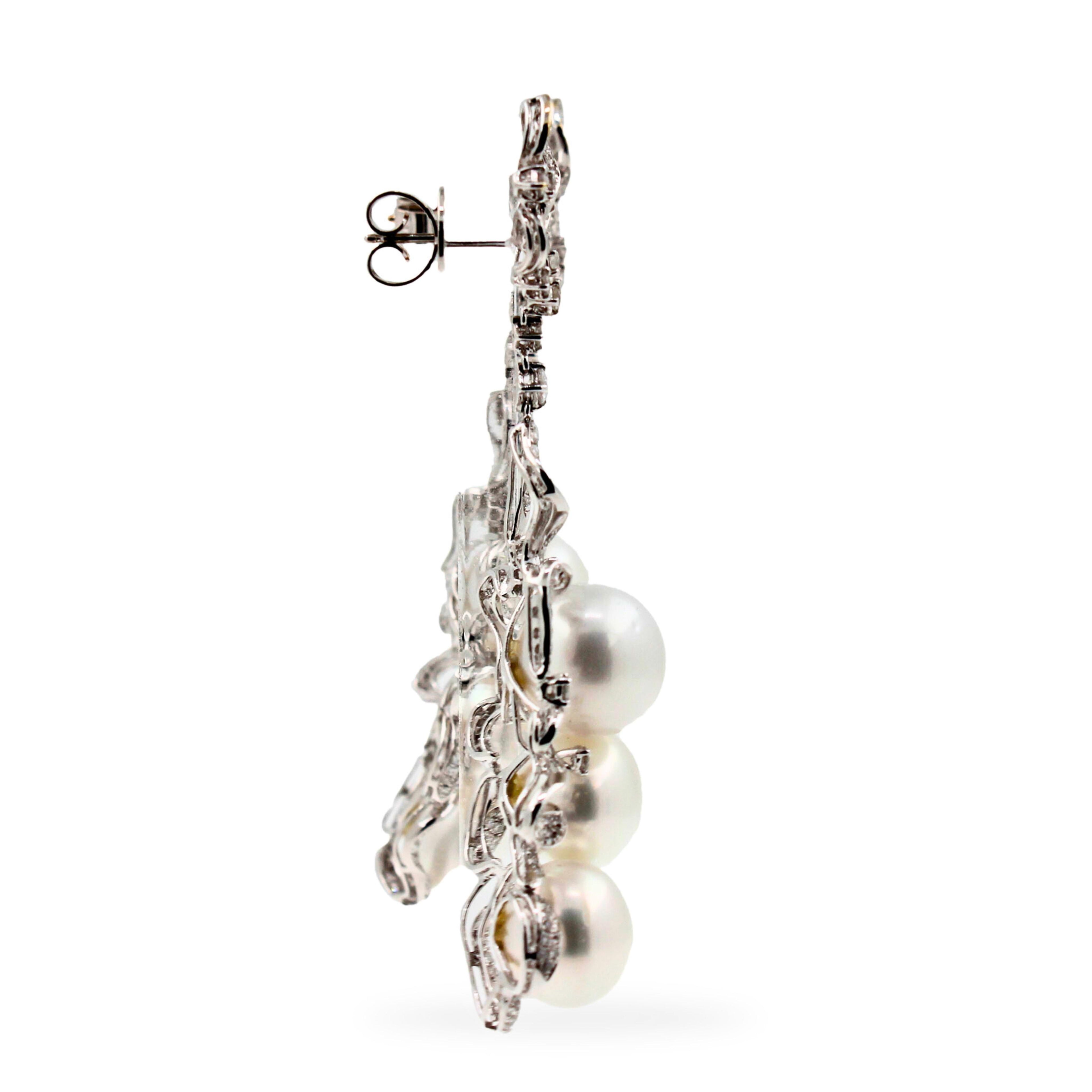 White South Sea Pearl Diamond 18 Karat White Gold Statement Chunky Earrings