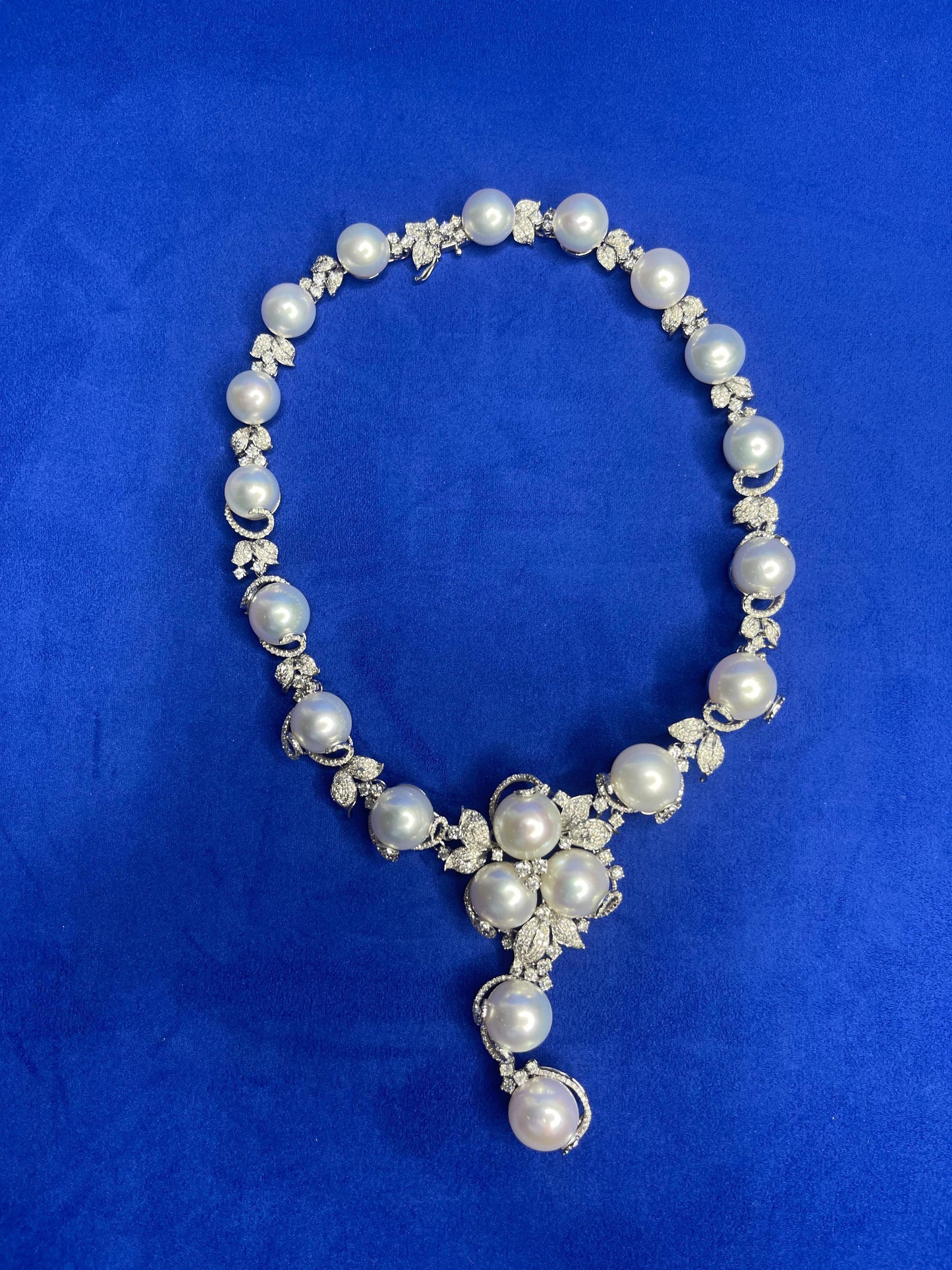 white south sea pearl diamond 18 karat white gold statement chunky necklace