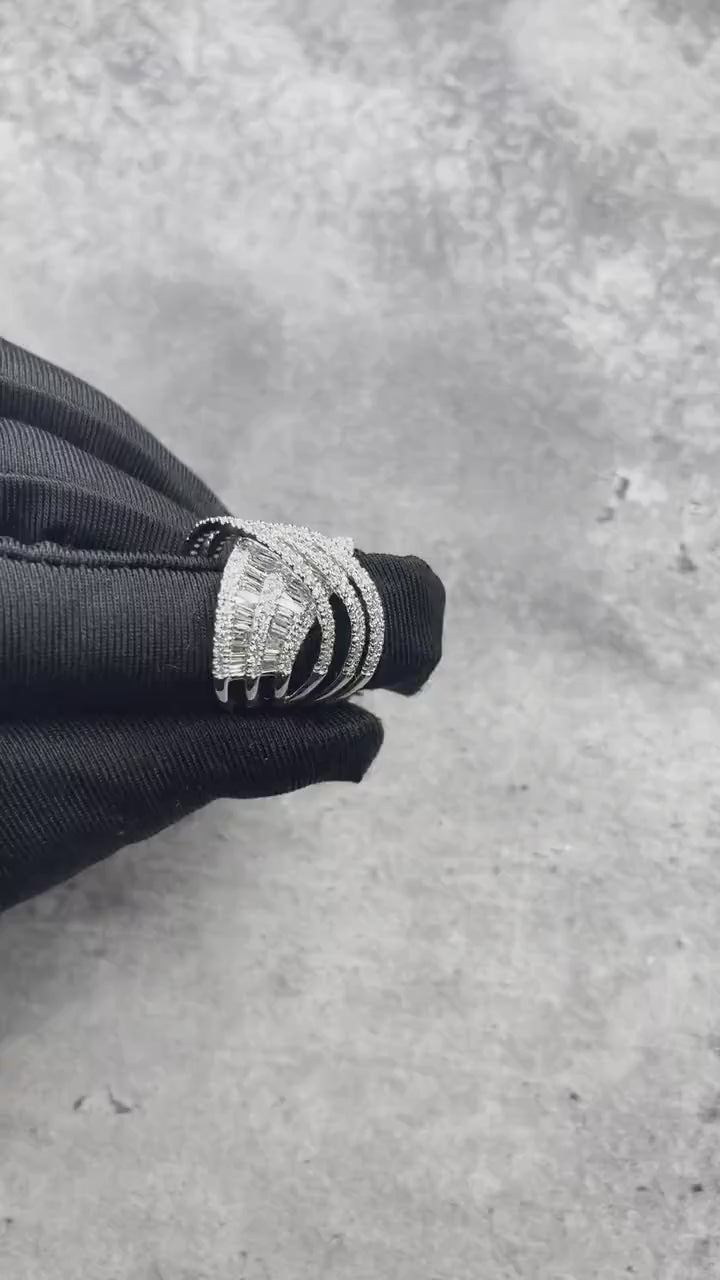 Brilliant Cut Baguette Shape Diamond Pave Set Channel Set Fancy Spiral Wave Cock