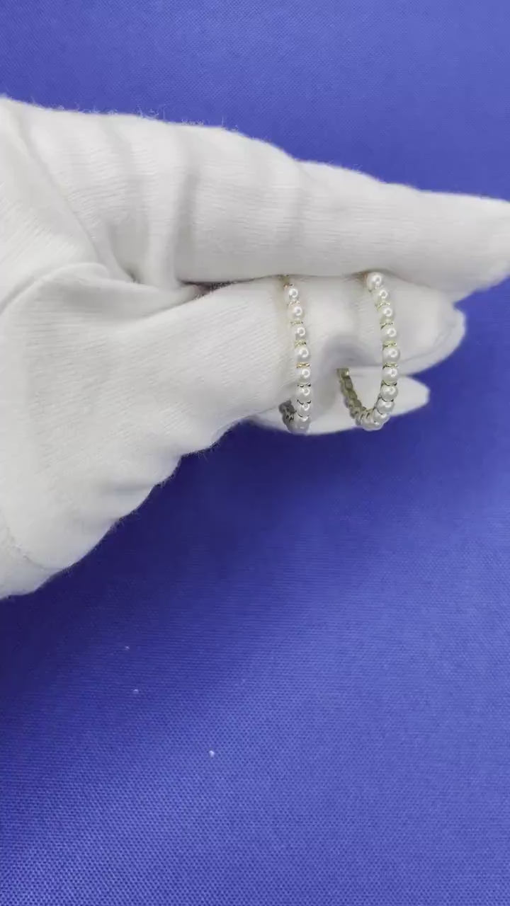 14 Karat Yellow Gold White Silvery Baby Akoya Pearl Line Unique Statement Medium