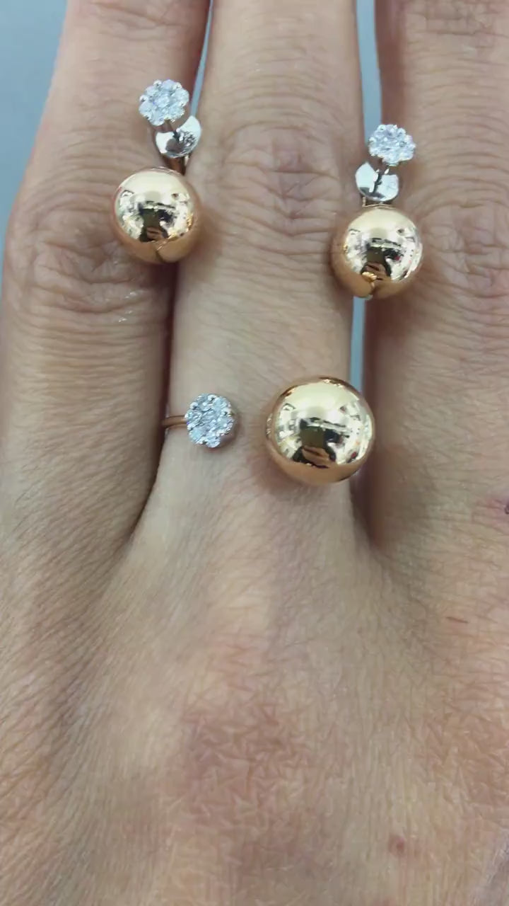 Illusion Set Pave Set White Diamonds Geometric Sphere Globes 18 Karat Yellow Gol