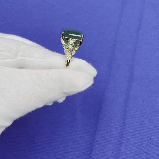 Fancy Vivid Green Emerald Shape Square Step Cut Emerald Diamond Cocktail Stateme
