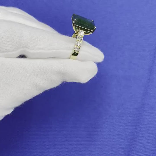 Fancy Vivid Green Emerald Shape Step Cut Emerald Diamond Cocktail Statement Uniq