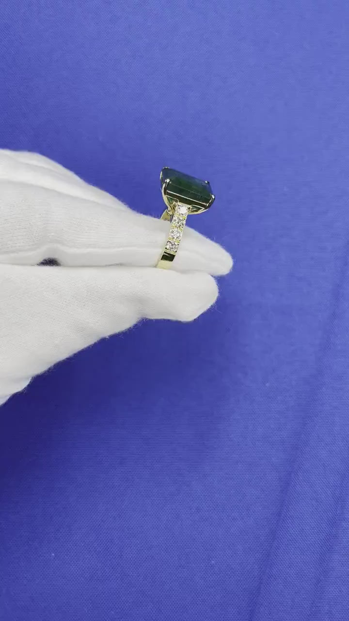 Fancy Vivid Green Emerald Shape Step Cut Emerald Diamond Cocktail Statement Uniq