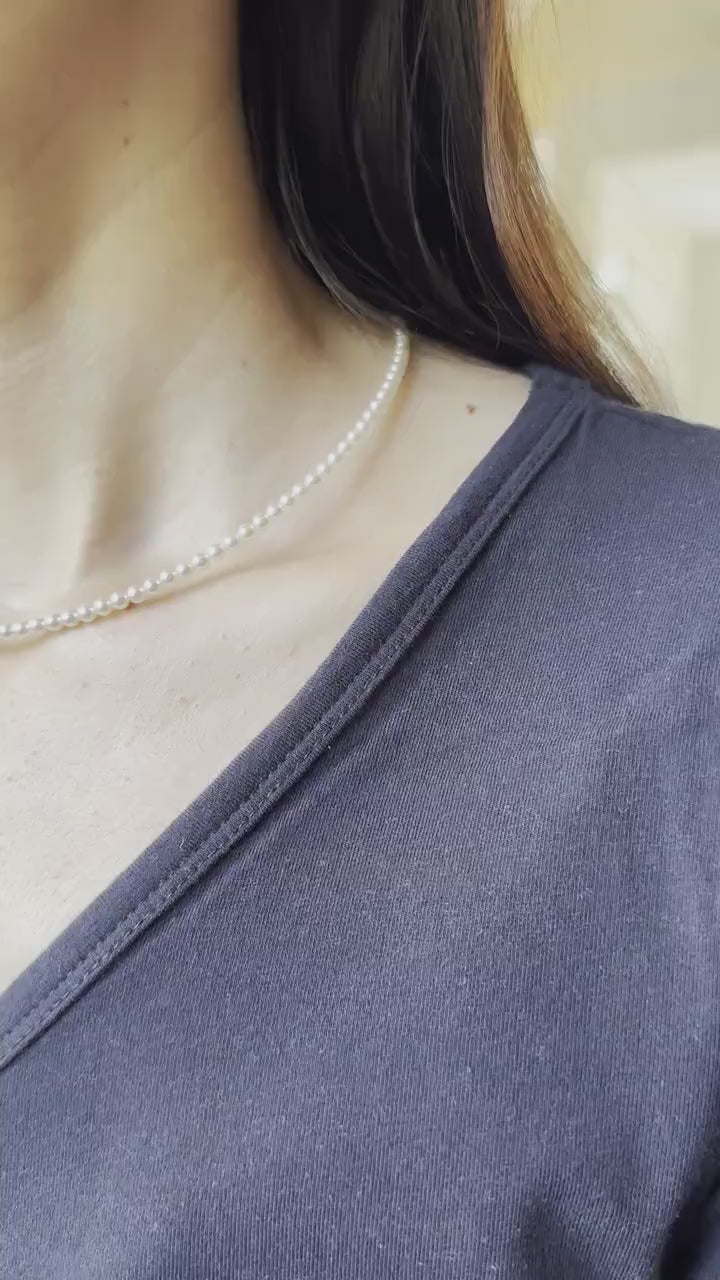 14 Karat Yellow Gold White Akoya Pearl Bead Layer Dainty Classic Beautiful White